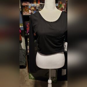MPG Elegant Black Long Sleeve Crop Top